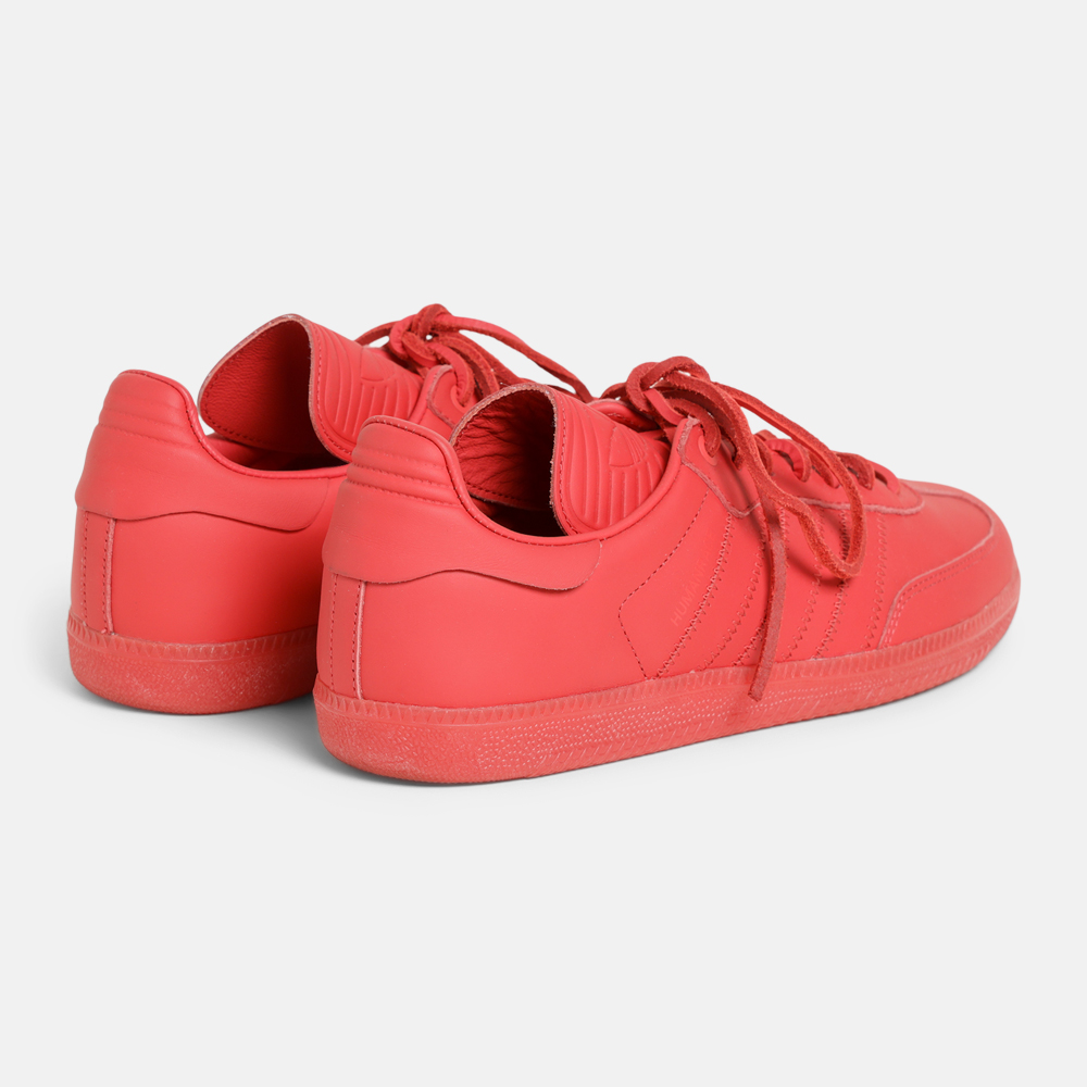 B_Footwearadidas shoes side